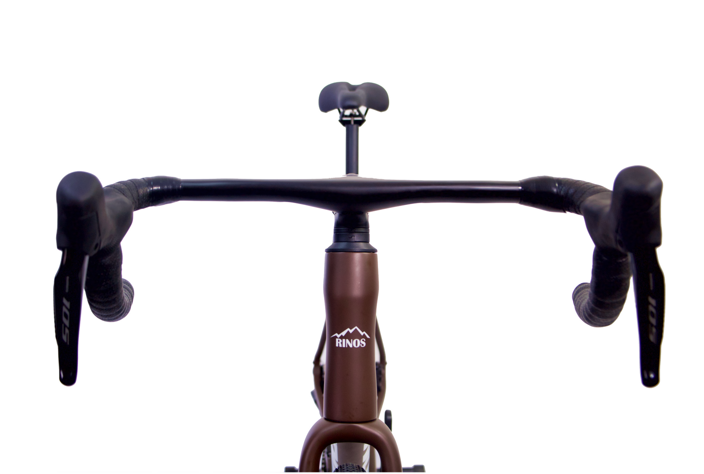 'Rinos' handlebar with DI2 105 shifters in the front